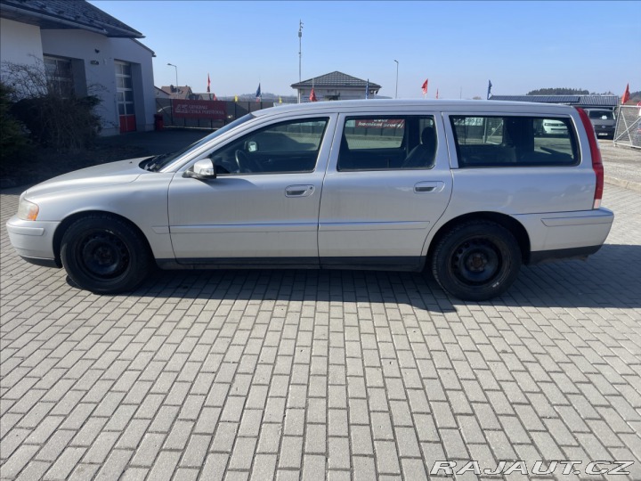 Volvo V70 2,4 i 16V 103kw CNG Tažné 2007