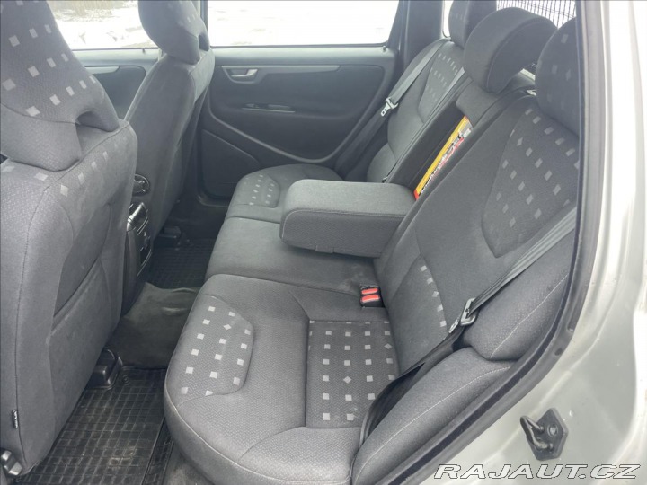 Volvo V70 2,4 i 16V 103kw CNG TAŽNÉ 2007