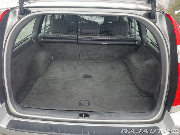 Volvo V70 2,4 i 16V 103kw CNG TAŽNÉ 2007