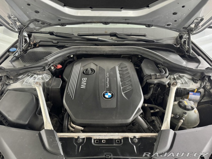 BMW 5 530d xDrive*Navi*PlnýServ 2018