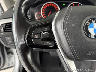 BMW 5 530d xDrive*Navi*PlnýServ 2018