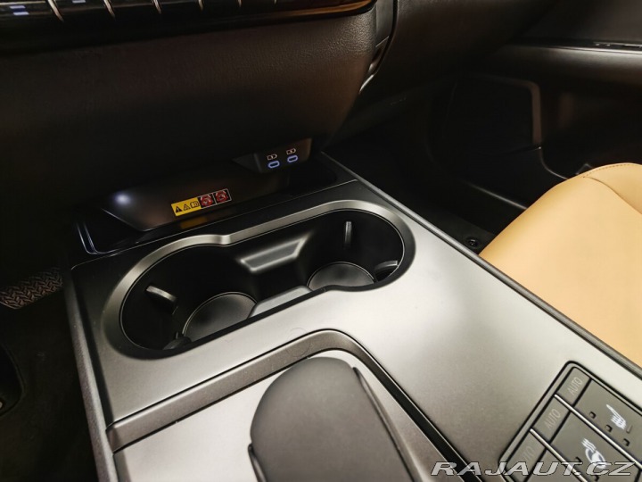 Lexus Ostatní modely UX 300h F Sport Design 300H 2025