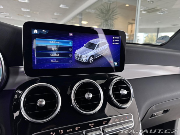 Mercedes-Benz GLC 300de 225kW*Webasto*REZER 2022