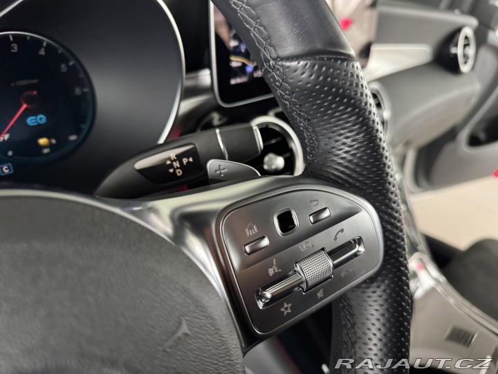 Mercedes-Benz GLC 300de 225kW*Webasto*REZER 2022