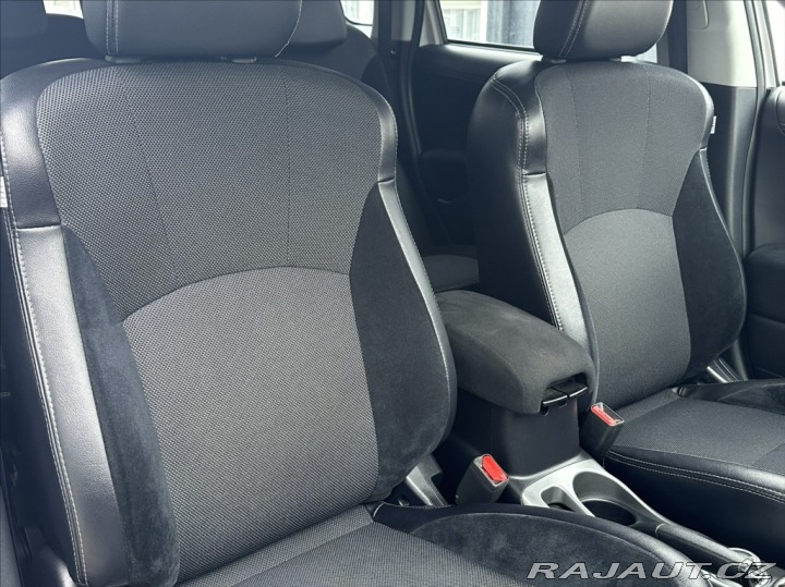 Mitsubishi Outlander 2,2 DI-D 156PS Intense+ 2011