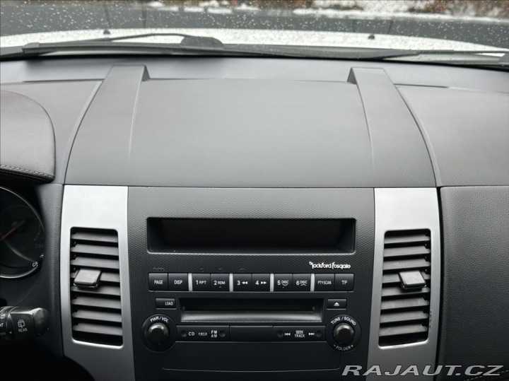 Mitsubishi Outlander 2,2 DI-D 156PS Intense+ 2011