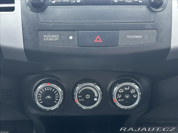 Mitsubishi Outlander 2,2 DI-D 156PS Intense+ 2011