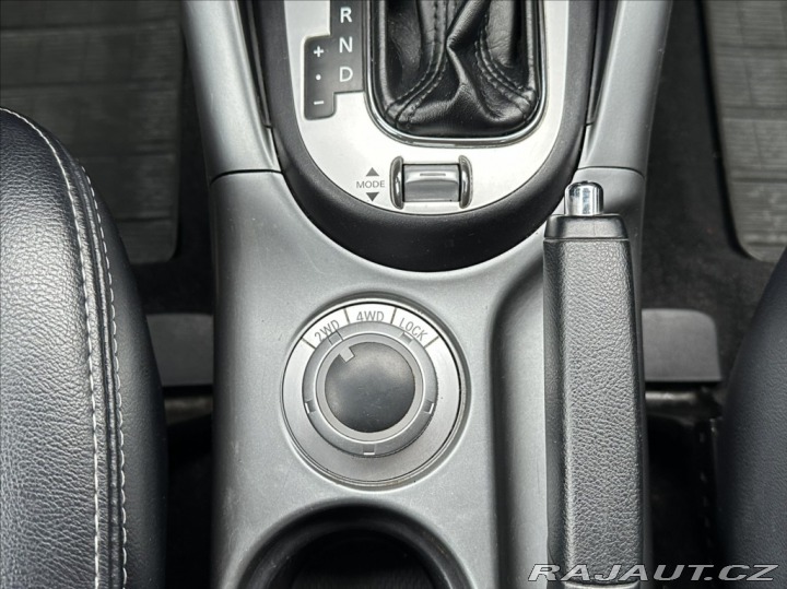 Mitsubishi Outlander 2,2 DI-D 156PS Intense+ 2011