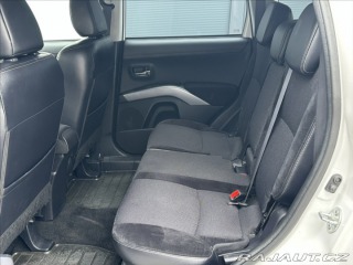 Mitsubishi Outlander 2,2 DI-D 156PS Intense+ 2011