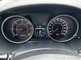 Mitsubishi Outlander 2,2 DI-D 156PS Intense+ 2011