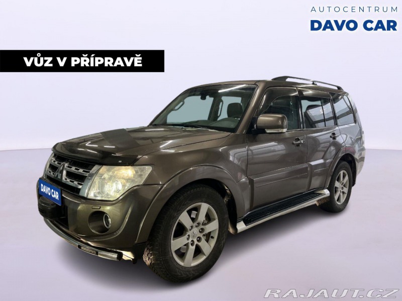 Mitsubishi Pajero 3,2 DI-D 147kW Instyle 7-