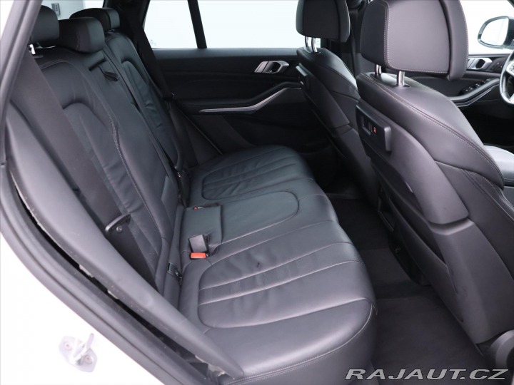 BMW X5 3,0 xDrive30d Aut. CZ M-p 2019
