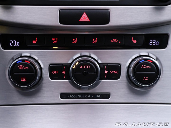 Volkswagen Passat 2.0 TSI 155kW DSG Highlin 2011