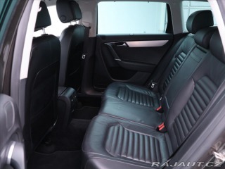 Volkswagen Passat 2.0 TSI 155kW DSG Highlin 2011