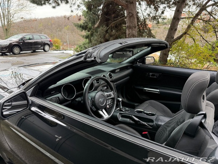 Ford Mustang V6, DPH 1800