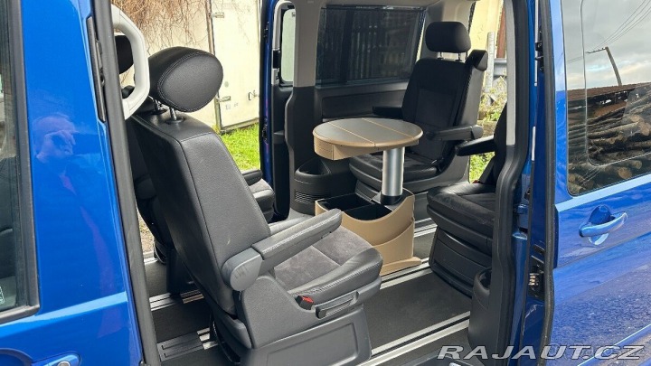 Volkswagen Multivan 2,5   T5 TDI 2009