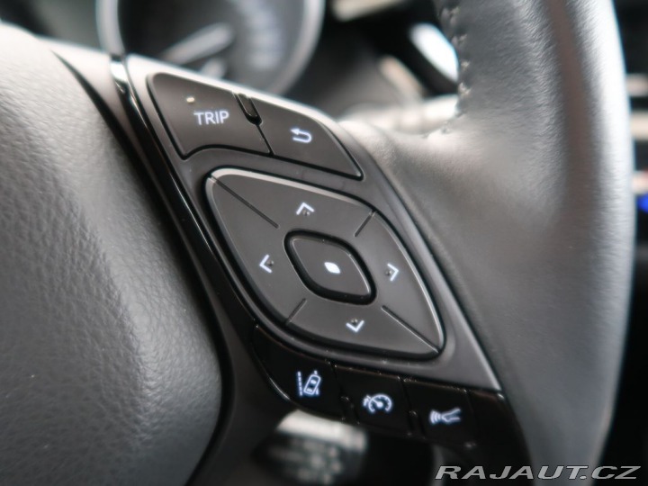 Toyota C-HR 1.8Hybrid,CZ,1Maj,Style 2023