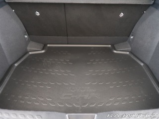 Toyota C-HR 1.8Hybrid,CZ,1Maj,Style 2023