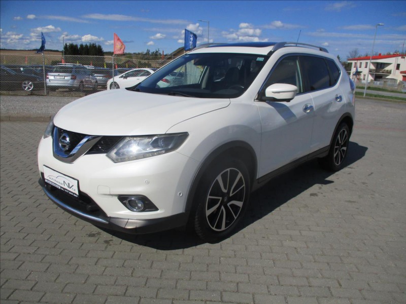 Nissan X-Trail 1,6 dCi 130 Tekna Automat