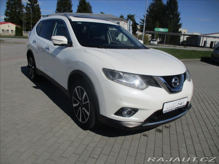 Nissan X-Trail 1,6 dCi 130 Tekna Automat 2015