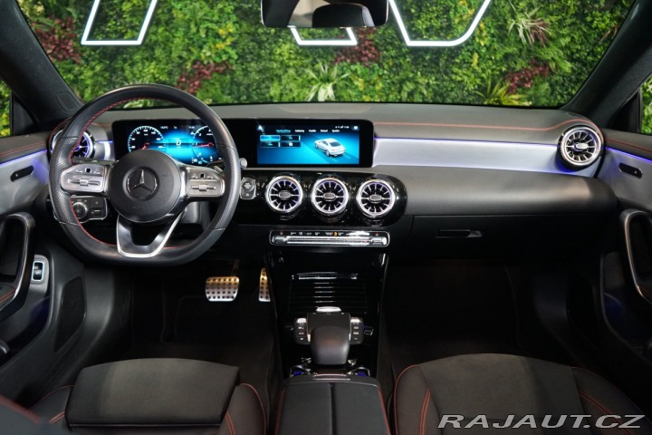Mercedes-Benz CLA 200d*AMG*LED*CAMERA*CARPL 2022