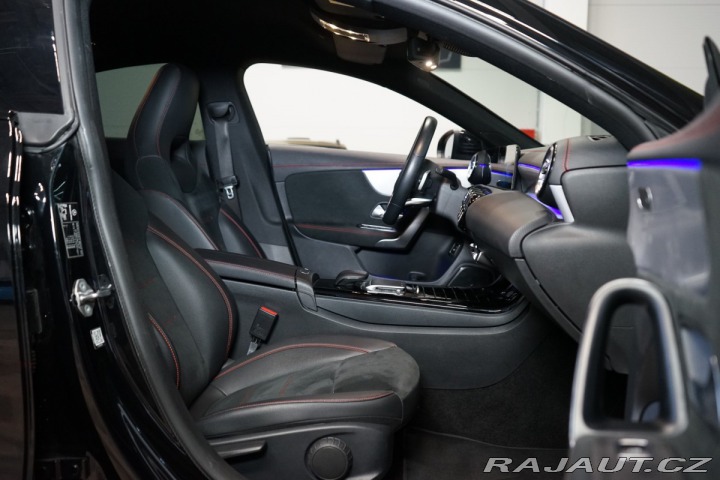 Mercedes-Benz CLA 200d*AMG*LED*CAMERA*CARPL 2022