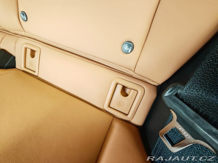 Lexus Ostatní modely UX 300h F Sport Design 300H 2025