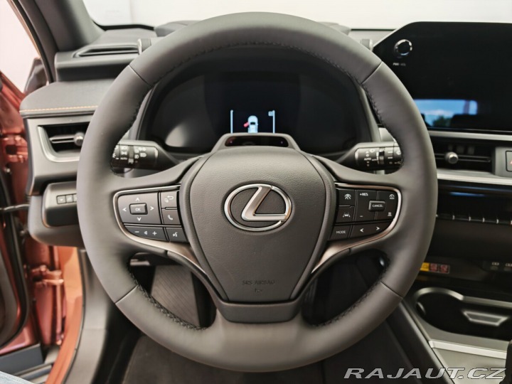 Lexus Ostatní modely UX 300h F Sport Design 300H 2025
