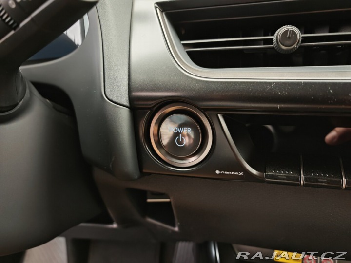 Lexus Ostatní modely UX 300h F Sport Design 300H 2025