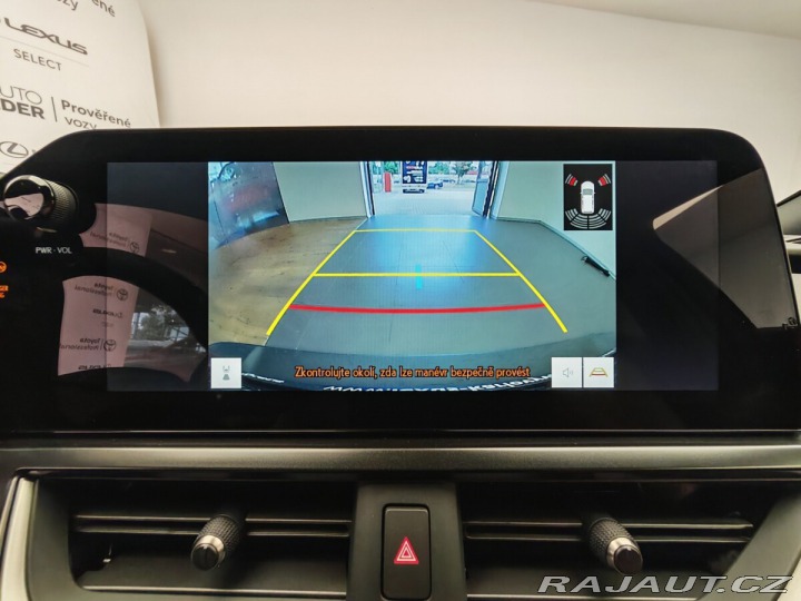 Lexus Ostatní modely UX 300h F Sport Design 300H 2025