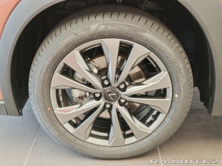 Lexus Ostatní modely UX 300h F Sport Design 300H 2025