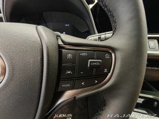Lexus Ostatní modely UX 300h F Sport Design 300H 2025