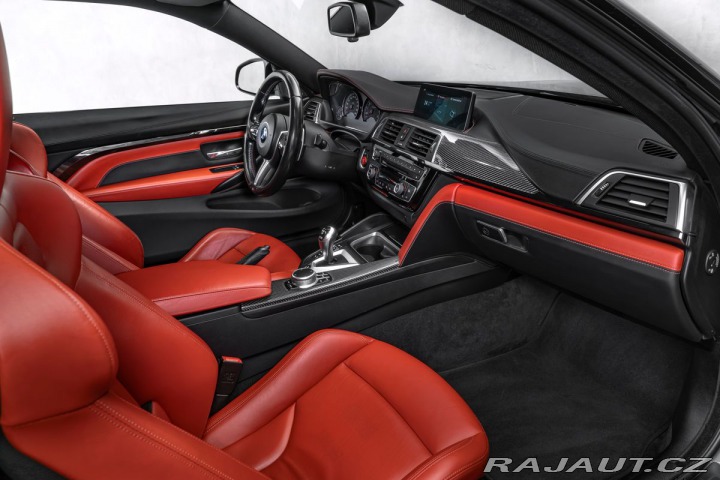 BMW M4 Coupe Carbon HuD H&K 2020