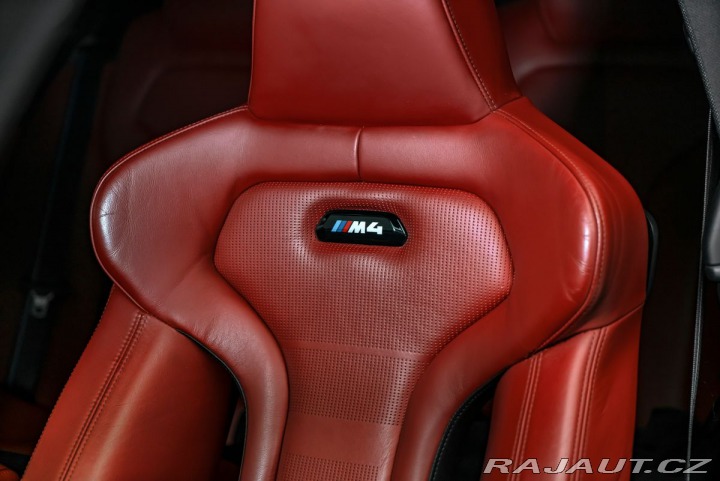 BMW M4 Coupe Carbon HuD H&K 2020