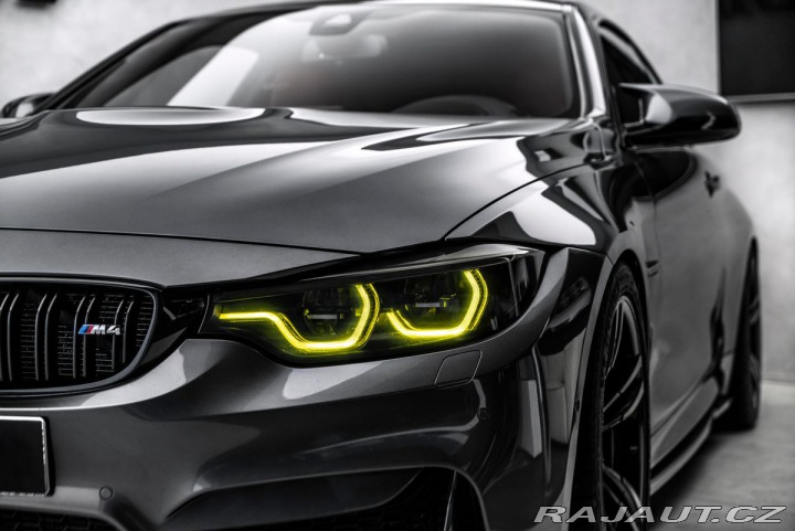 BMW M4 Coupe Carbon HuD H&K 2020