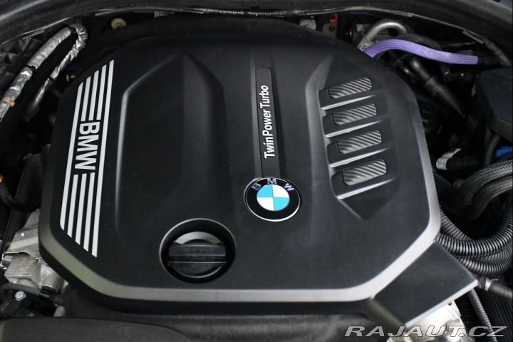 BMW 3 320d xDrive MSPORT 1M ČR 2022