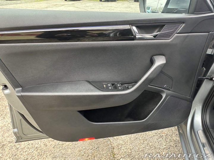 Škoda Superb 2.0TDI 140kW/L&K/ČR/DPH/1 2016