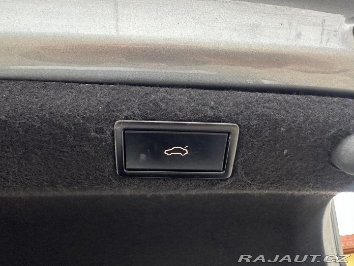 Škoda Superb 2.0TDI 140kW/L&K/ČR/DPH/1 2016