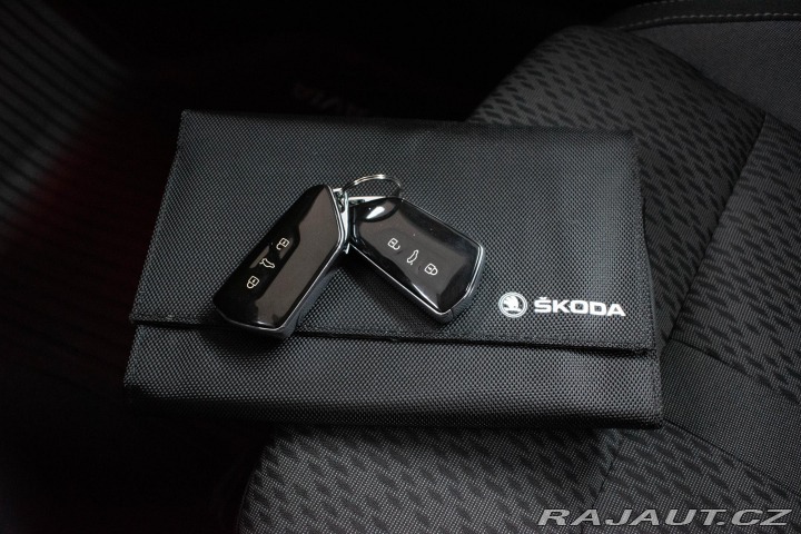 Škoda Octavia 1.5 TSI REZERVACE 2021