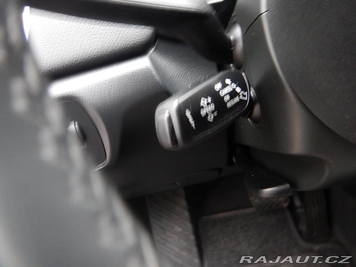 Audi Q3 2.0 TDI, ČR, S-TRONIC 2015