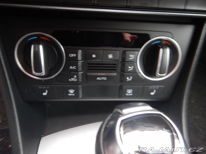 Audi Q3 2.0 TDI, ČR, S-TRONIC 2015