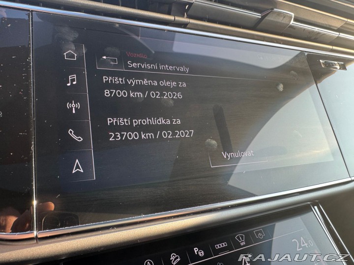 Audi Q8 S-line 210kW Quattro 1800