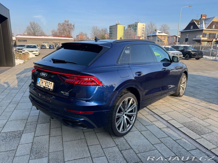Audi Q8 S-line 210kW Quattro 1800
