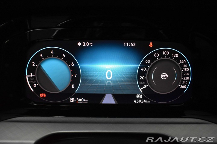 Volkswagen Golf 1.5 TSI LIFE REZERVACE 2023