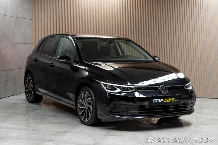 Volkswagen Golf 1.5 TSI LIFE REZERVACE 2023
