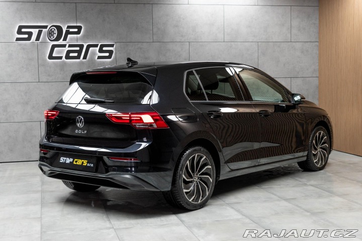Volkswagen Golf 1.5 TSI LIFE*ACC*DPH*ČR 1 2023