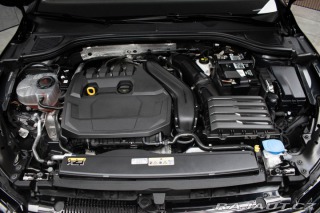 Volkswagen Golf 1.5 TSI LIFE*ACC*DPH*ČR 1 2023