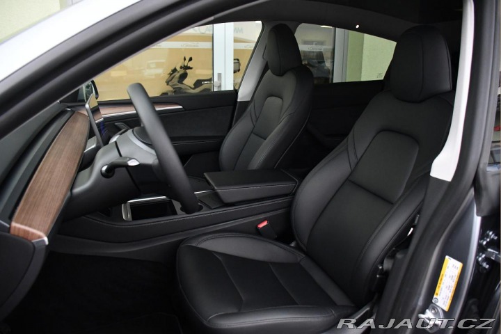 Tesla Model Y LONG RANGE DUAL MOTOR AWD 2023