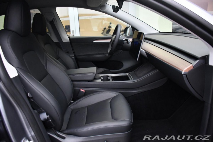 Tesla Model Y LONG RANGE DUAL MOTOR AWD 2023