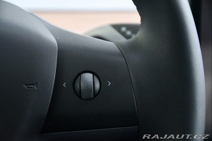 Tesla Model Y LONG RANGE DUAL MOTOR AWD 2023